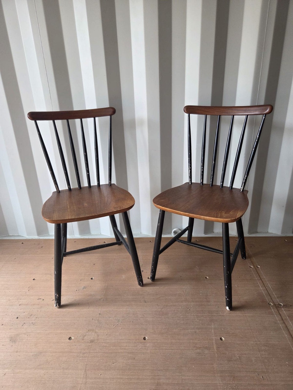 Set van 2 vintage stoelen - Houten zitting en rugleuning, Ophalen of Verzenden