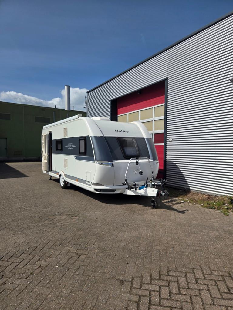 Hobby 540 KMFE - Perfecte gezinscaravan met airco & mover, Hobby, Airco, Treinzit, Particulier