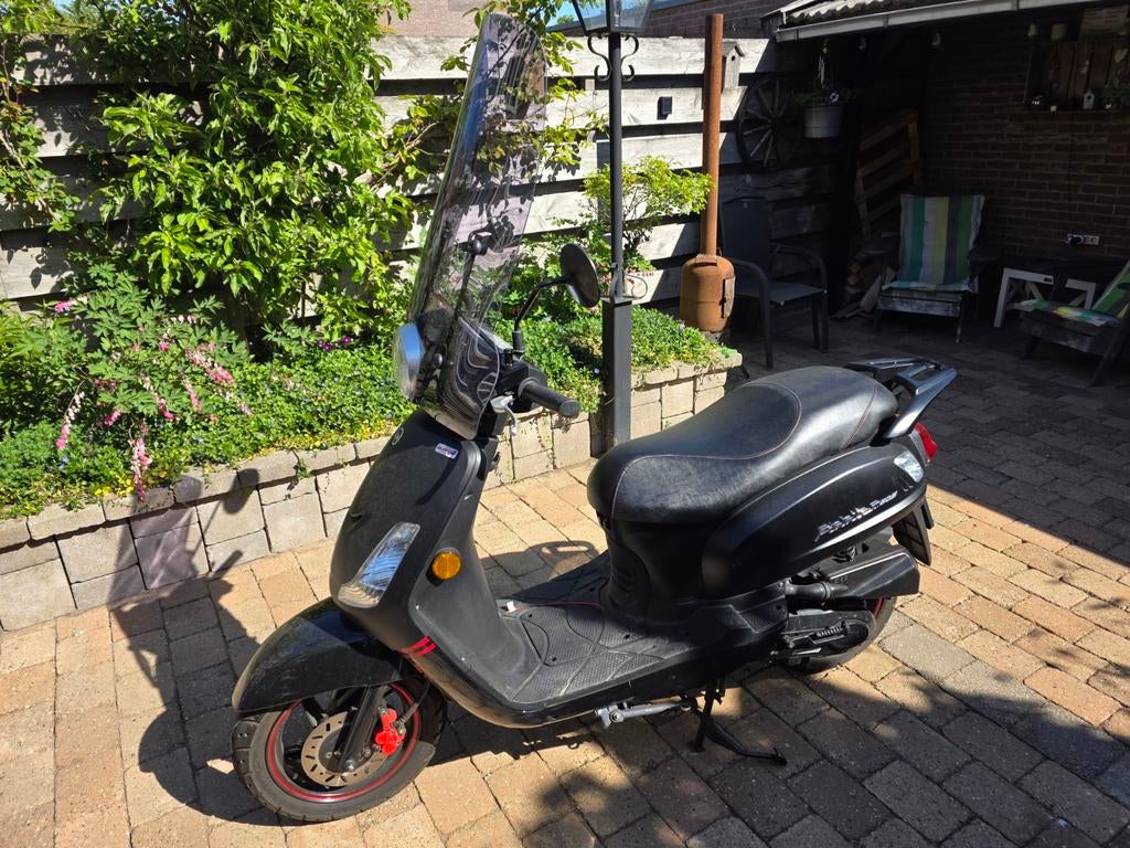 Sym Fiddle II uit 2018 +- 3800 km, Fietsen en Brommers, Scooters | SYM, Ophalen, Maximaal 45 km/u, Zo goed als nieuw, Benzine