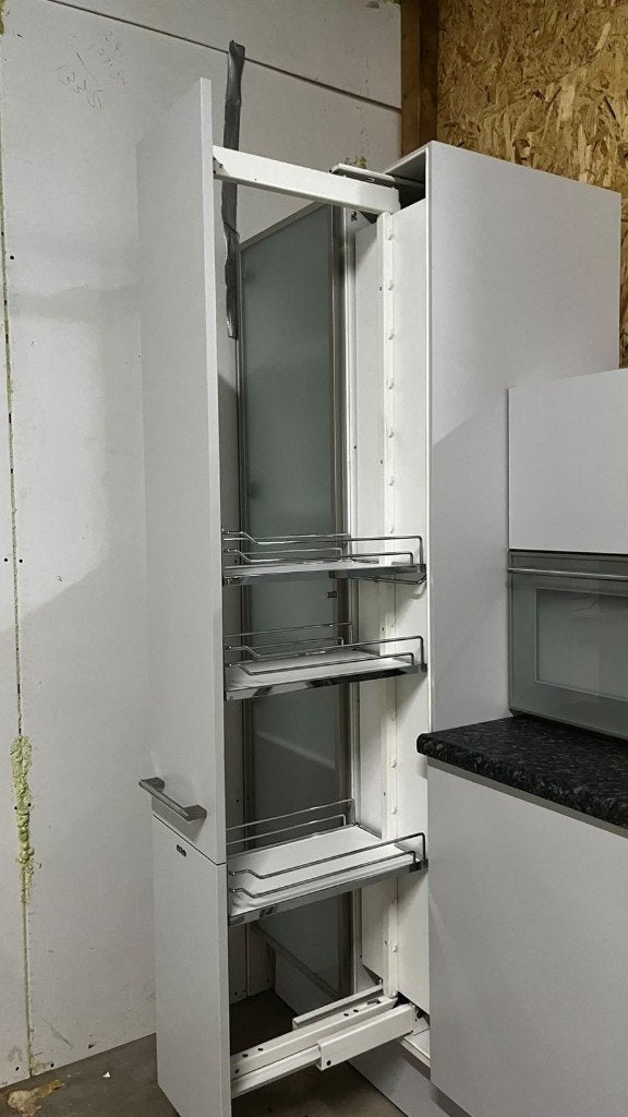 Keuken Compleet met APP 120Keukens op voorraad Nr. 2999, Ophalen, Zo goed als nieuw, Hoekkeuken, Greeploos