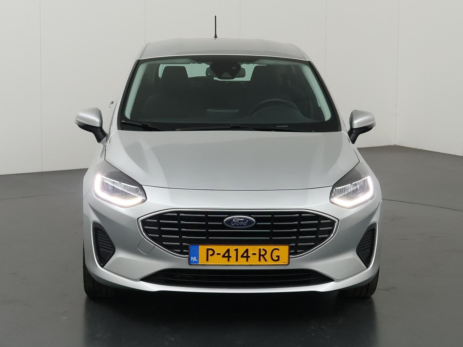 Ford Fiesta 1.0 EcoBoost Titanium | Navigatie | DAB | Climat, Voorwielaandrijving, Gebruikt, 49 €/maand, Origineel Nederlands