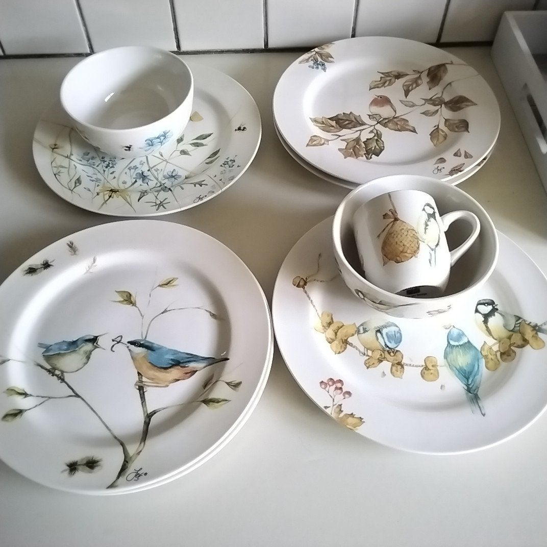 Jet: seasons : winter,spring,autumn,summer, Huis en Inrichting, Ophalen of Verzenden, Zo goed als nieuw, Bord(en), Overige stijlen