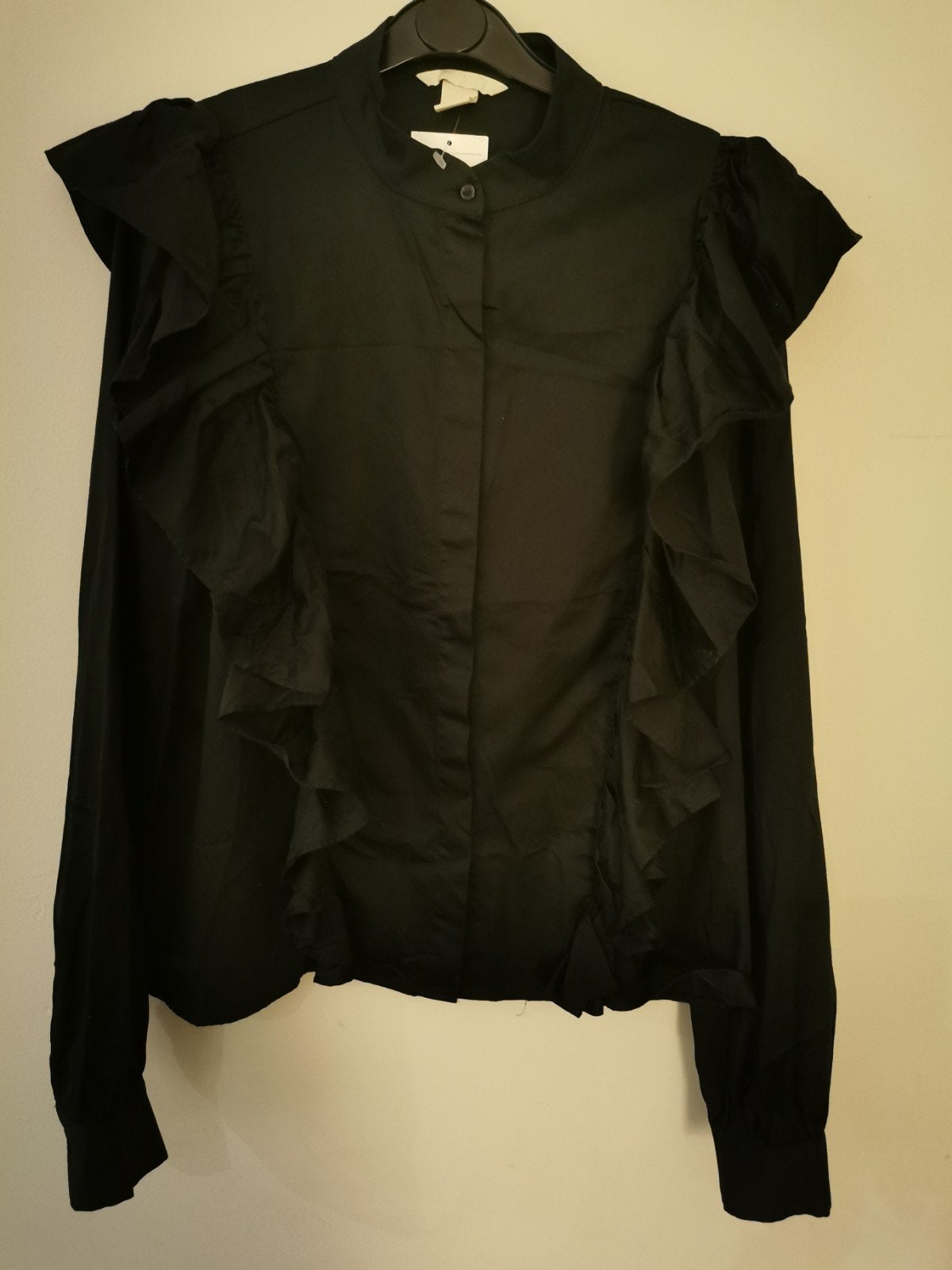 H&M blouse met volants mt. 38, Maat 38/40 (M), Verzenden, Zwart, Nieuw