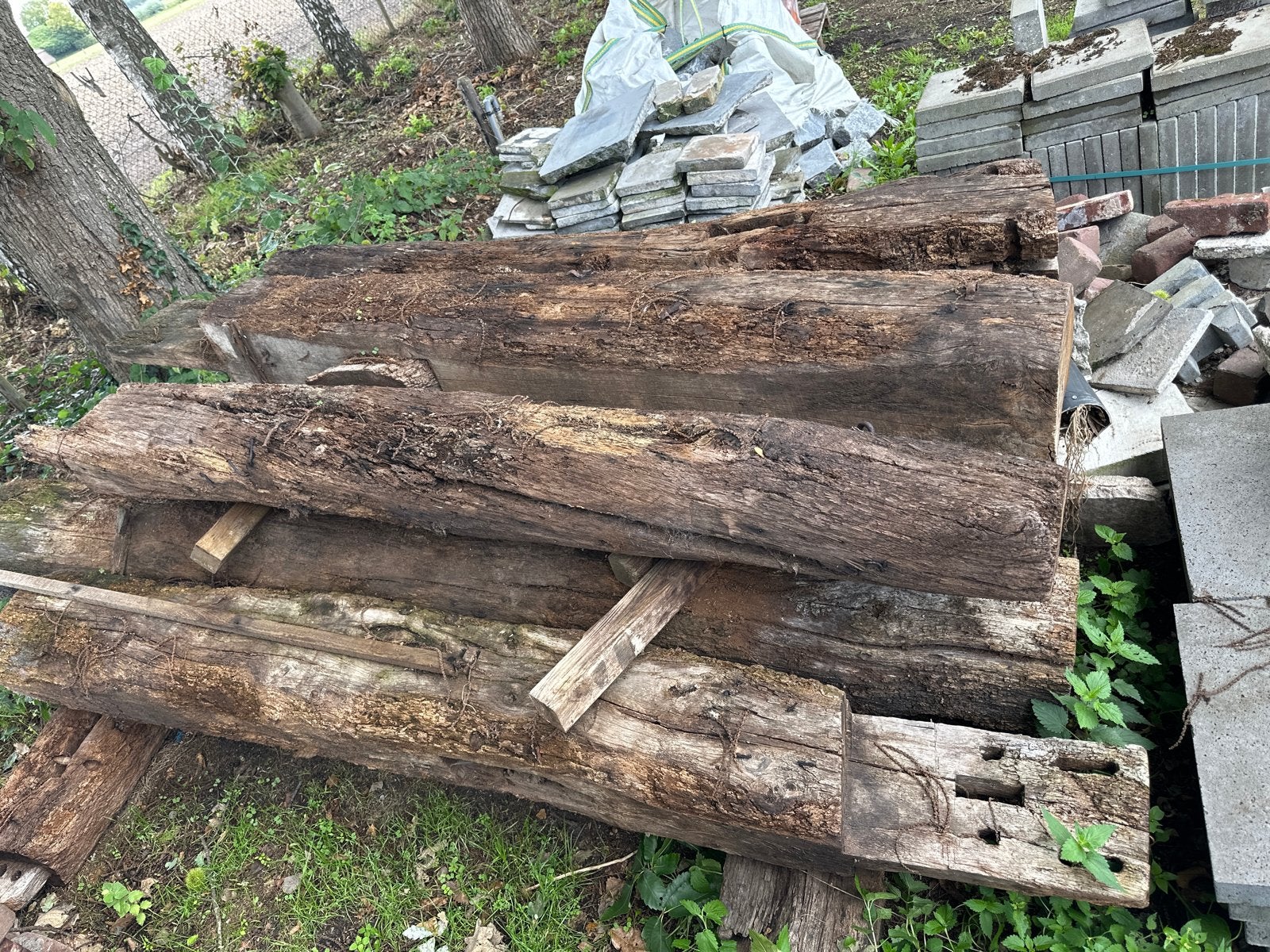 7 robuuste balken, diverse afmetingen, ruim 2 meter lang, Ophalen, Gebruikt, 200 tot 250 cm, 50 mm of meer