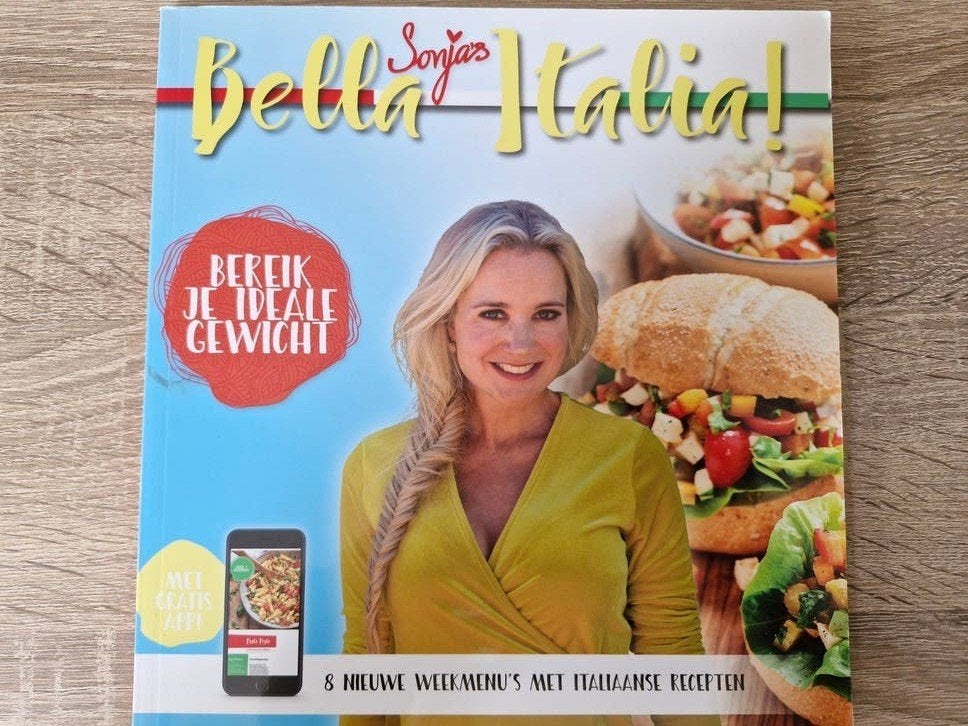Sonja Bakker - Bella Italia deel 1, Ophalen of Verzenden, Zo goed als nieuw, Sonja Bakker