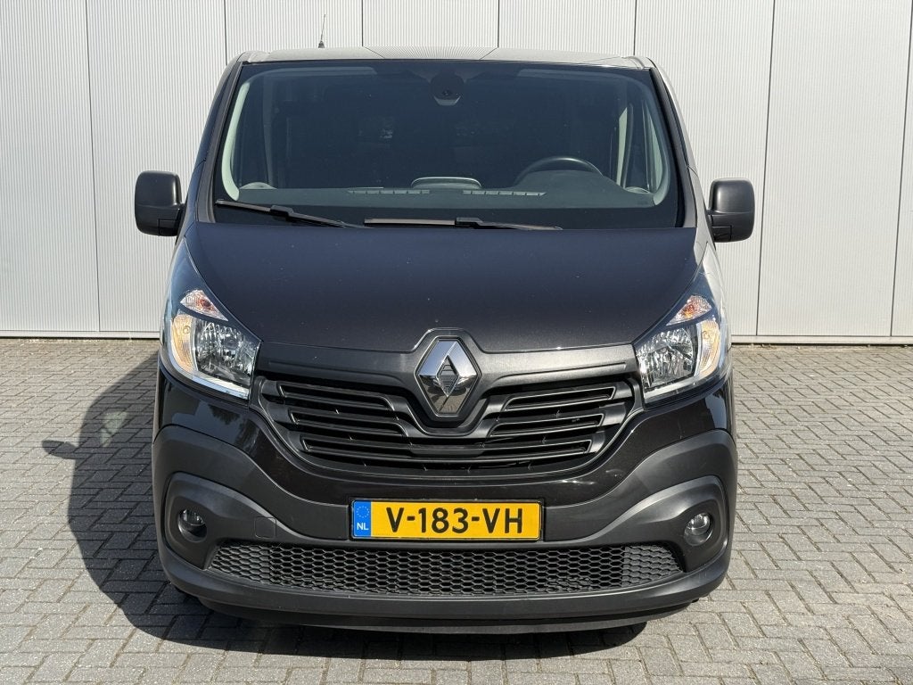 Renault Trafic 1.6 dCi L2 H1 Navigatie (bj 2018), 125 pk, Gebruikt, Euro 6, 4 cilinders