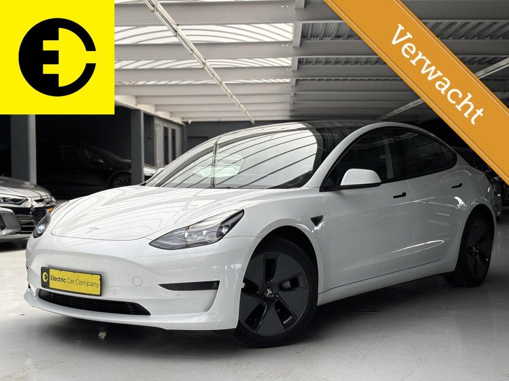Tesla Model 3 Standard RWD Plus 60 kWh | Wit leder | Stoelve, Auto's, Tesla, Automaat, 238 pk, Achterwielaandrijving, Gebruikt