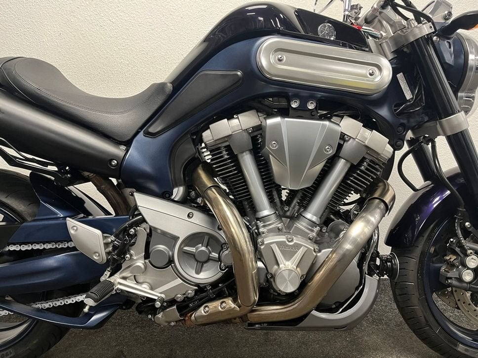 Yamaha MT 01 (bj 2026), 2 cilinders, 1670 cc, Motorrijbewijs A, Bedrijf