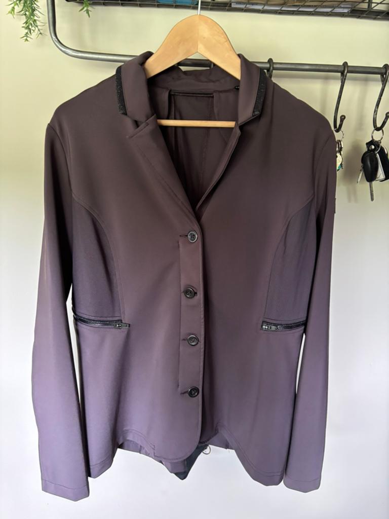 Equestrian stockholm wedstrijdjasje, Dieren en Toebehoren, Paardrijkleding, Ophalen of Verzenden, Zo goed als nieuw, Dressuur