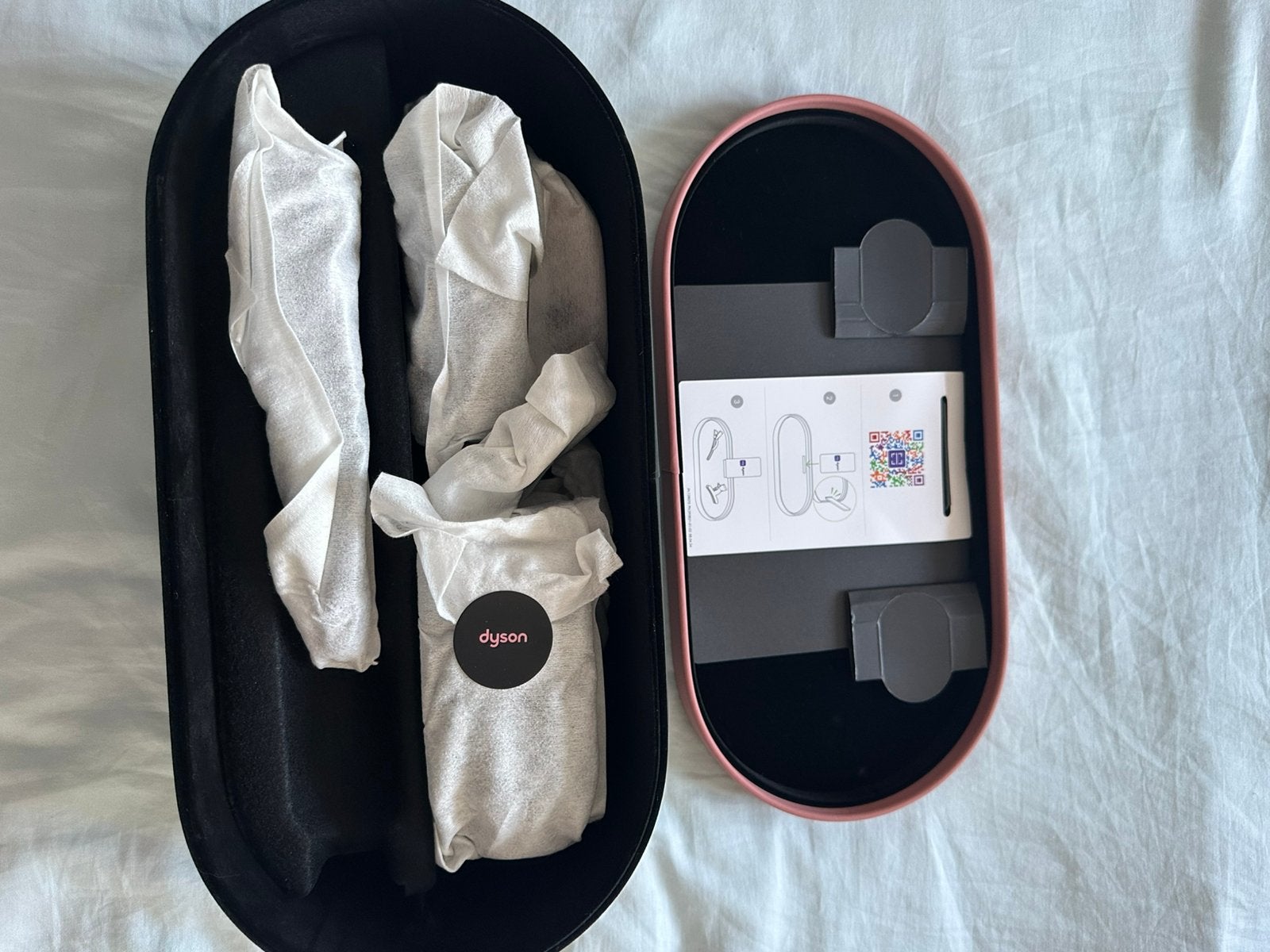 Nieuwe Dyson Airwrap i.d. accessoires + originele opbergdoos, Ophalen of Verzenden, Nieuw, Föhn of Haardroger