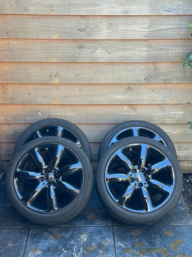 MINI velgen 18 inch Bridgestone Turanza T005 225/40 R18, Auto-onderdelen, Banden en Velgen, Ophalen, 18 inch, Gebruikt, Banden en Velgen