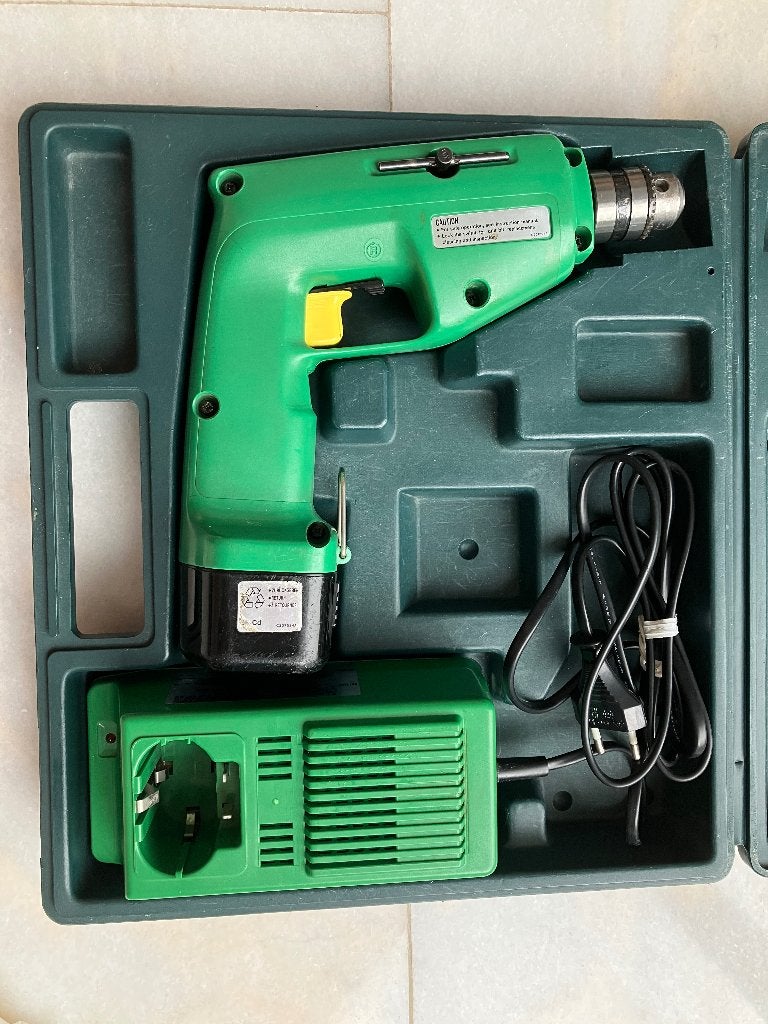 Hitachi D10DG Accu boormachine 9,6V EB9 accu  , Ophalen of Verzenden, Gebruikt, Boormachine