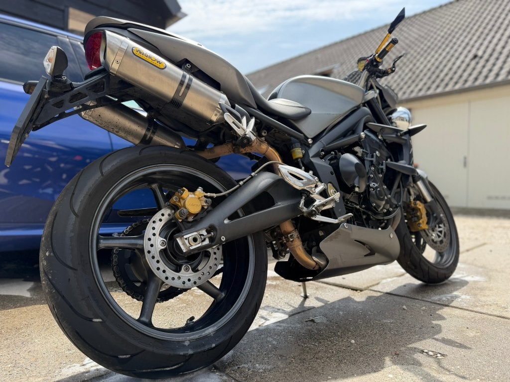 2010 Street Triple R - Arrow - Lage KM's, 675 cc, Sportuitlaat, Occasion, Motorrijbewijs A