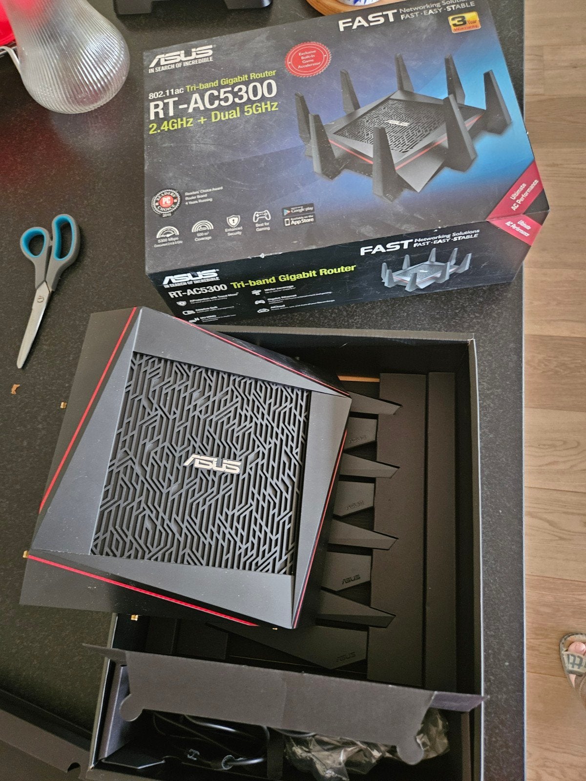 ASUS RT-AC5300 Tri-band Gigabit Router, Computers en Software, Routers en Modems, Ophalen of Verzenden, Zo goed als nieuw, Router