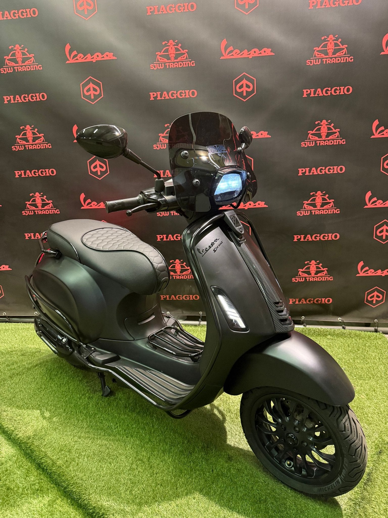 Vespa Sprint 2019 Snor/Brom! Mat Zwart / RS Zadel / Garantie, Fietsen en Brommers, -, -, Ophalen of Verzenden, -