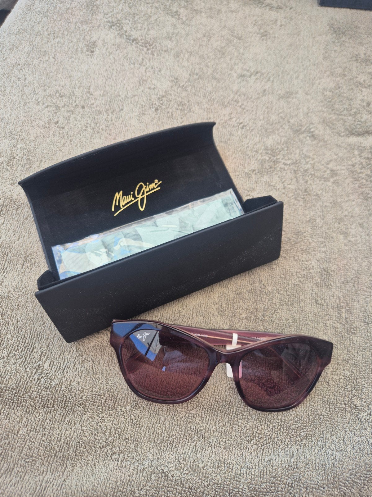Maui Jim Kila zonnebril met etui - Nieuwstaat, Sieraden, Tassen en Uiterlijk, Zonnebrillen en Brillen | Dames, Zo goed als nieuw