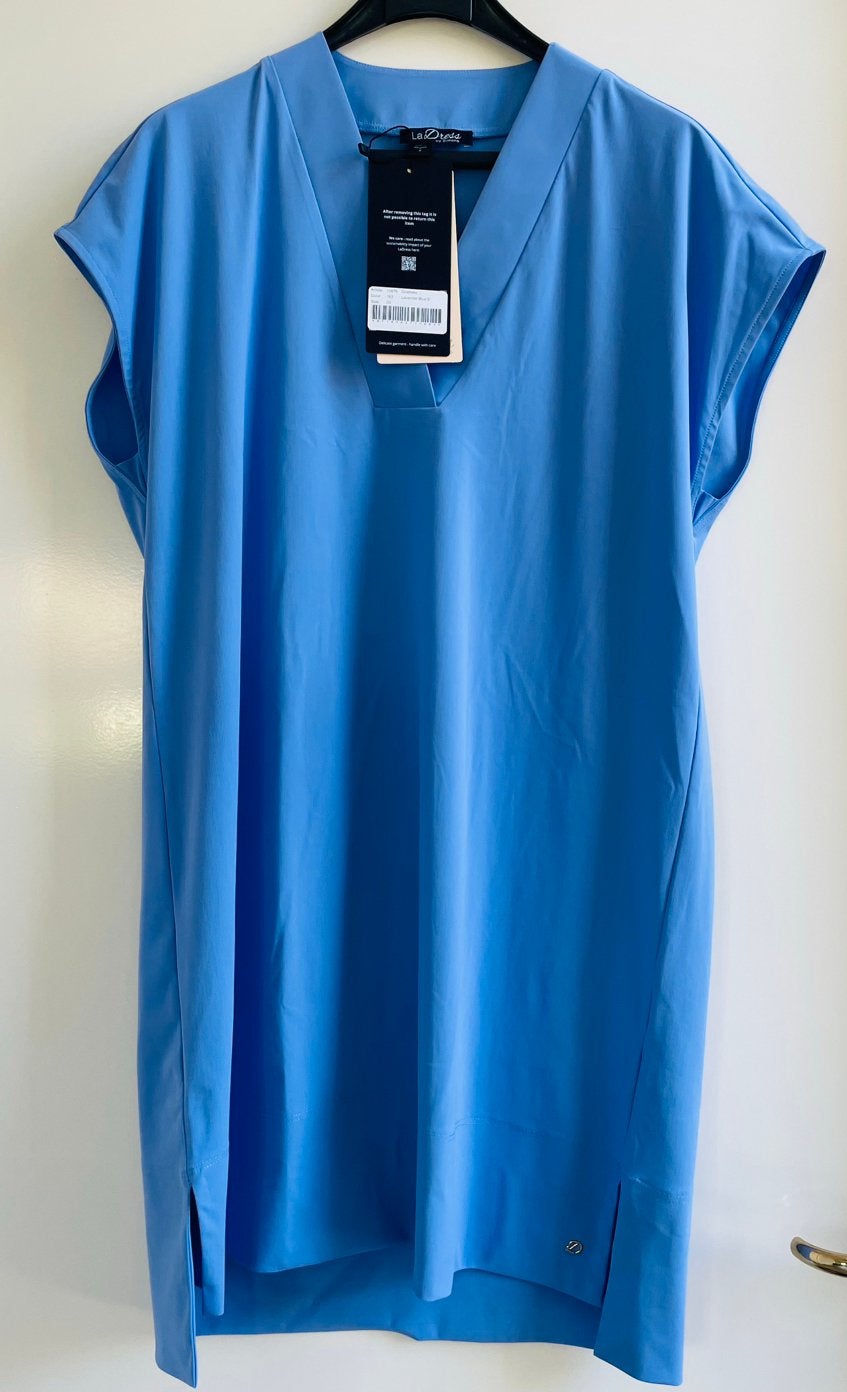 NIEUW - LaDress Charlotte jurk in Lavender Blue, maat S/M, Kleding | Dames, Jurken, Maat 38/40 (M), Blauw, Nieuw, Ophalen of Verzenden