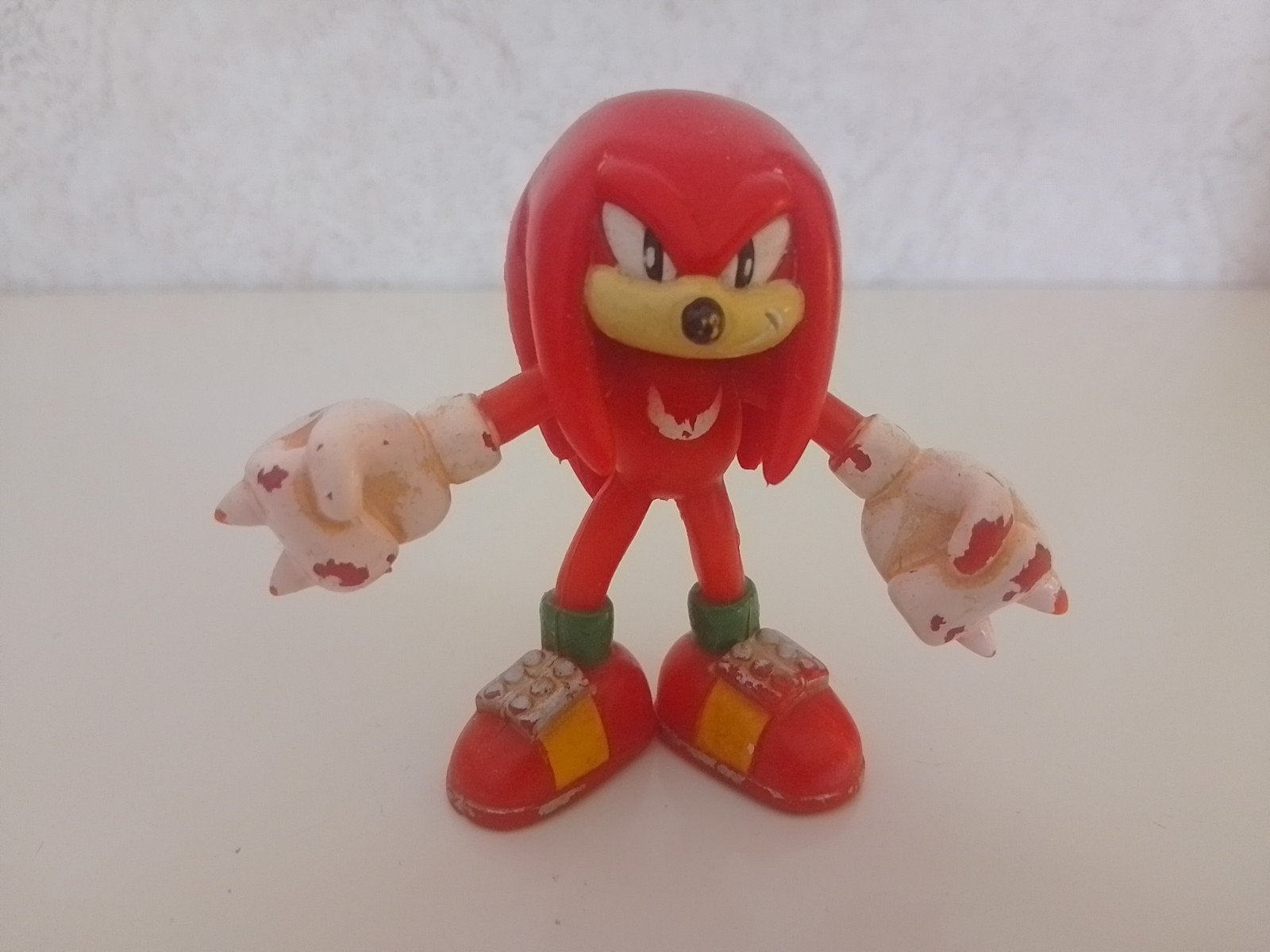 Knuckles figuur uit 2000- Sonic the Hedgehog, Ophalen of Verzenden, Gebruikt