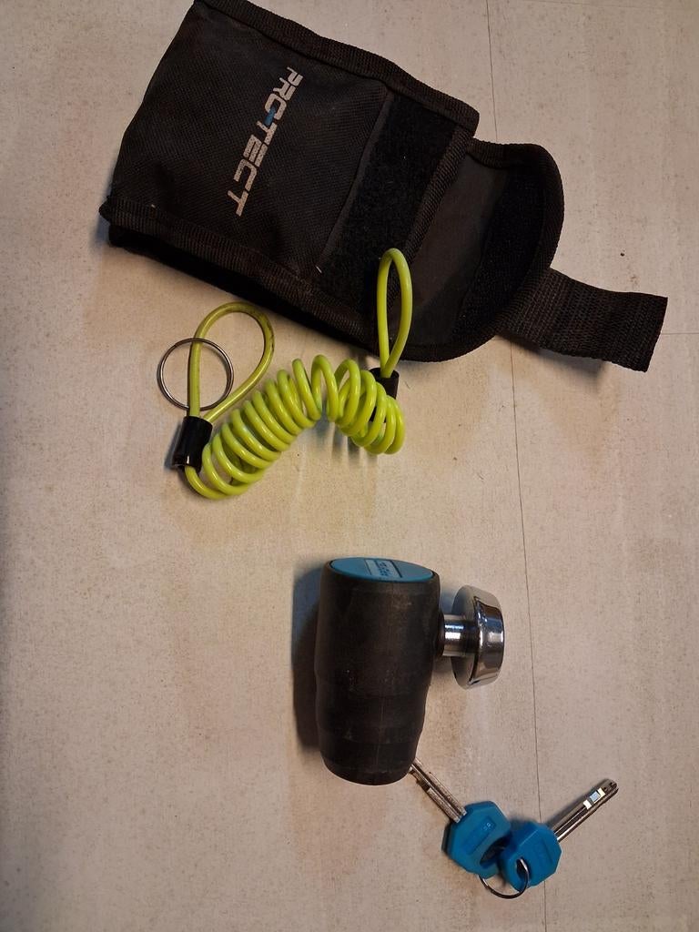 Schijfremslot met herinneringskabel en opbergtasje, Motoren, Ophalen of Verzenden, Gebruikt