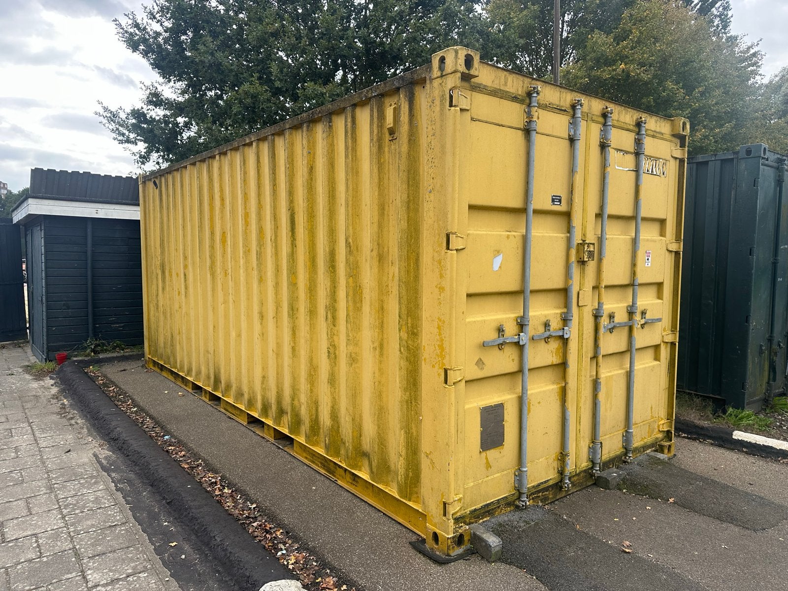 Drie zeecontainers 20ft - Ideaal voor tijdelijke opslag, Ophalen