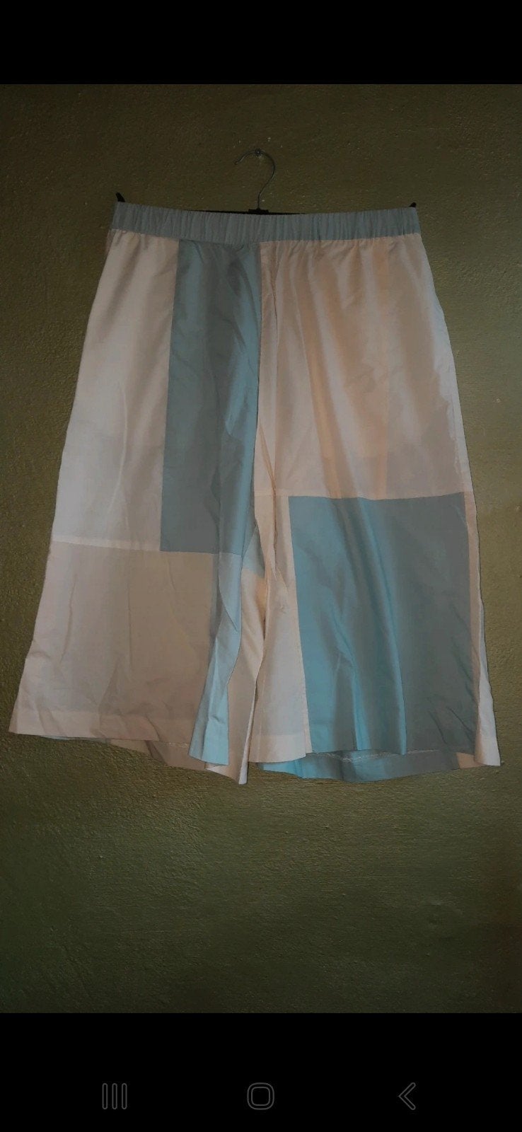 Weekday Blok Shorts - Maat 38/40 (M), Maat 38/40 (M), Beige, Weekday, Ophalen of Verzenden