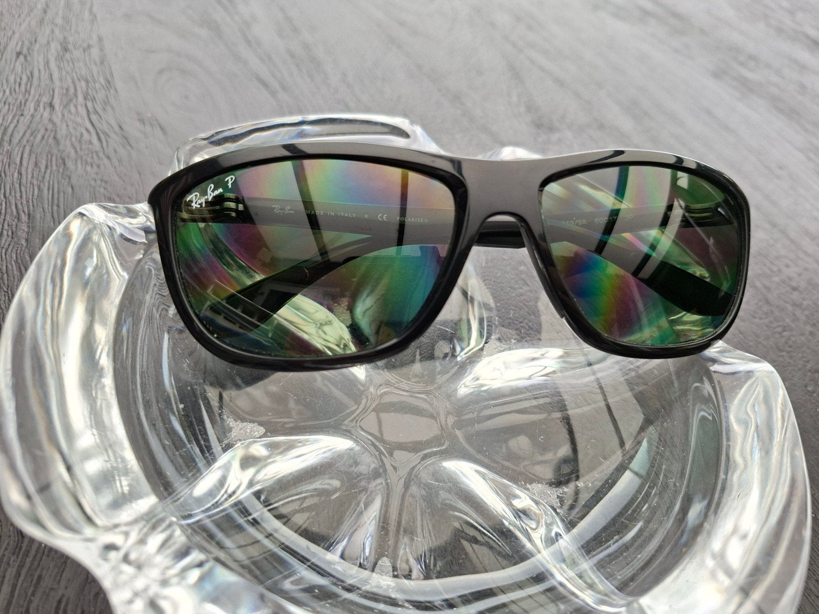 Ray-Ban RB8351 Zonnebril - Zwart met Groene Glazen, Zonnebril, Zwart, Ophalen of Verzenden, Zo goed als nieuw