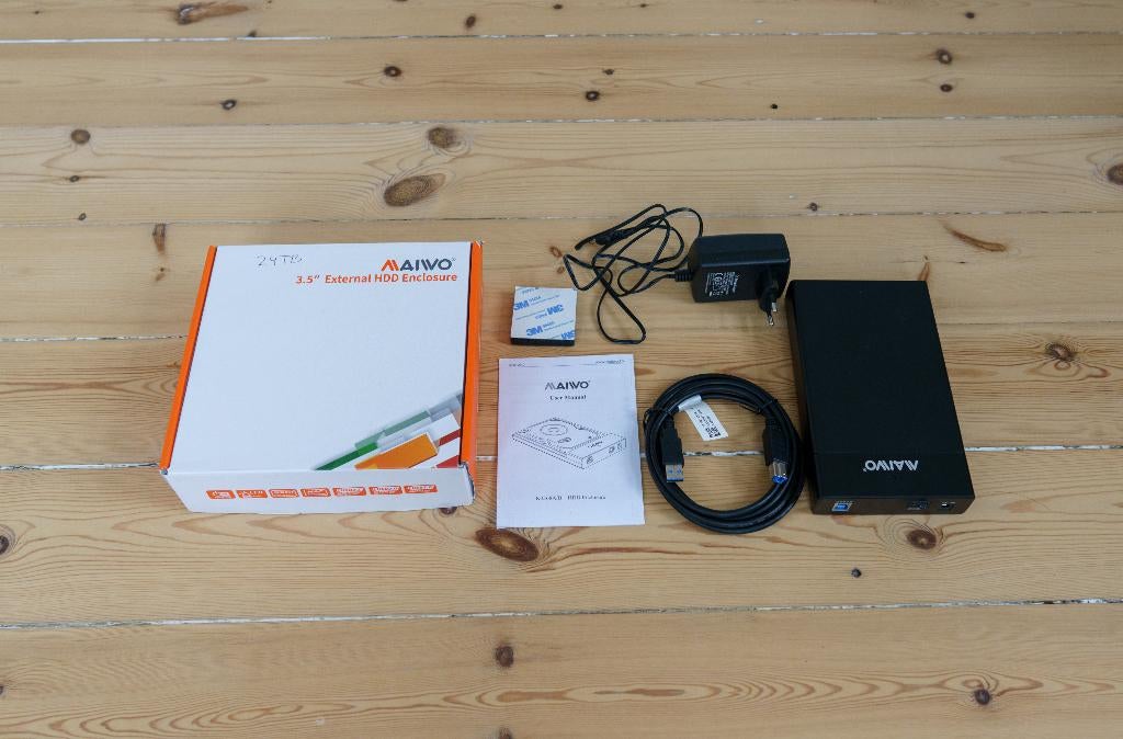 USB 3.0 External Enclosure / Case voor 3.5" inch SATA HDD, Computers en Software, HDD, Zo goed als nieuw, Desktop, Deltaco