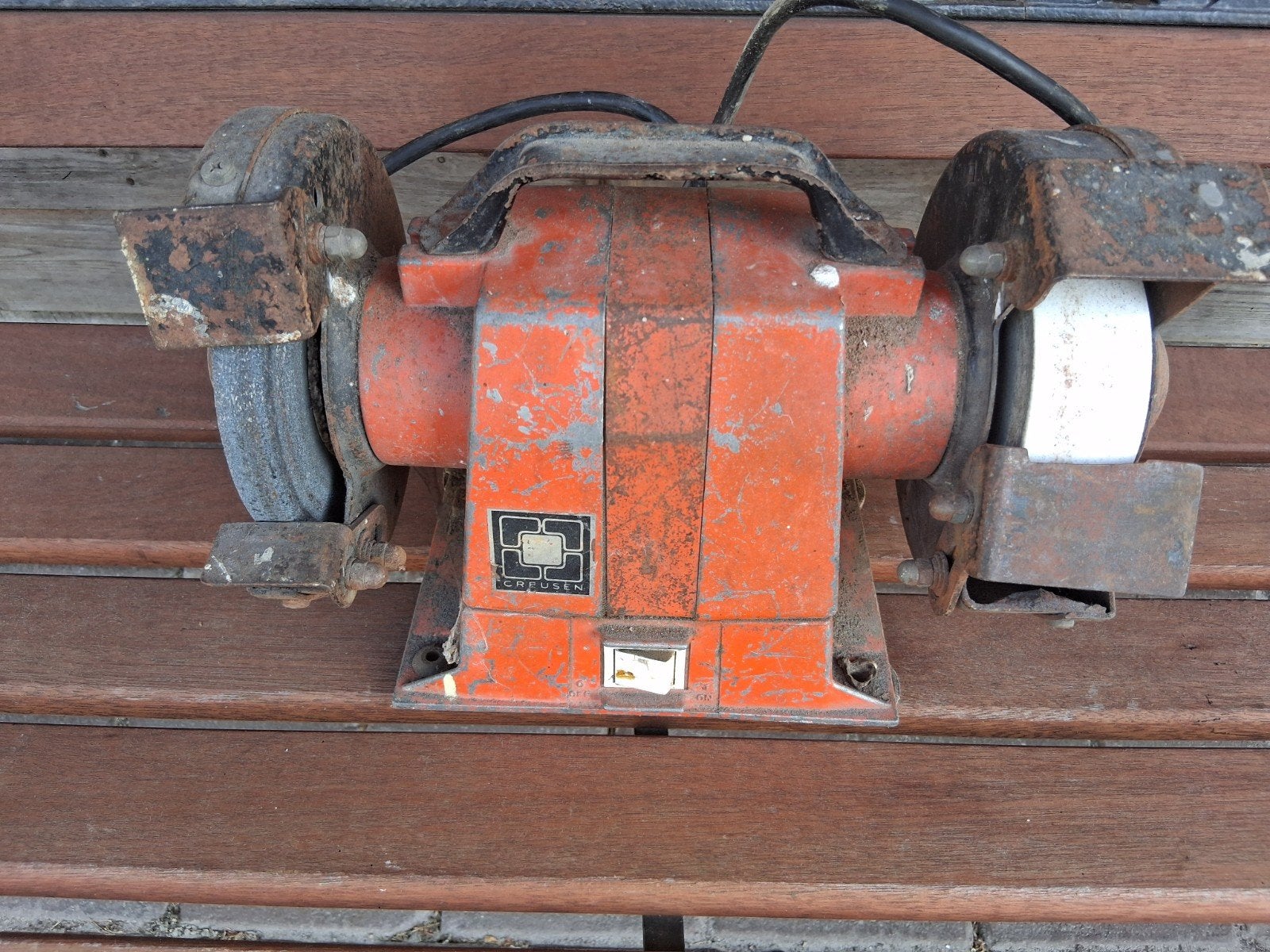 creucensslijpmachine, Doe-het-zelf en Verbouw, Gereedschap | Slijpmachines, Ophalen, Minder dan 700 watt, Werkbankslijpmachine