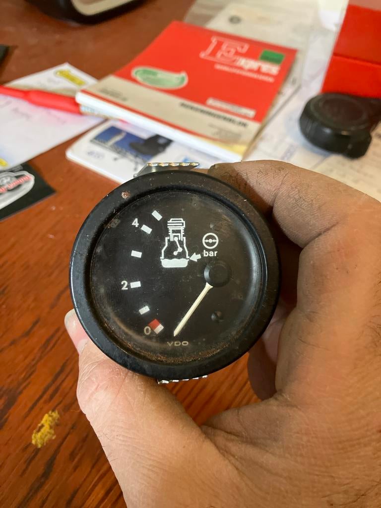 Deutz Oliedrukmeter VDO 12V - In goede staat, Auto-onderdelen, Dashboard en Schakelaars, Overige automerken, Gebruikt, Ophalen of Verzenden