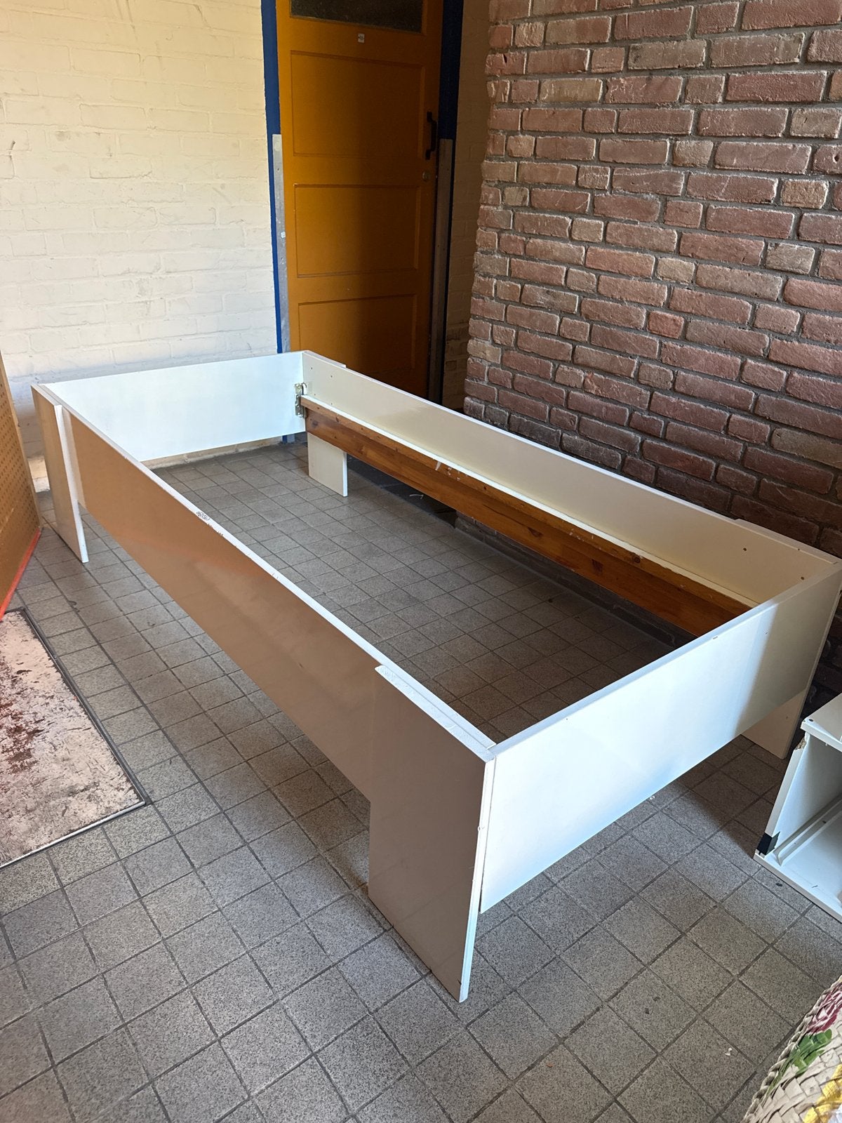 Eenpersoonsbed met lattenbodem - Gratis af te halen!, Huis en Inrichting, Ophalen, Gebruikt, Eenpersoons, Wit