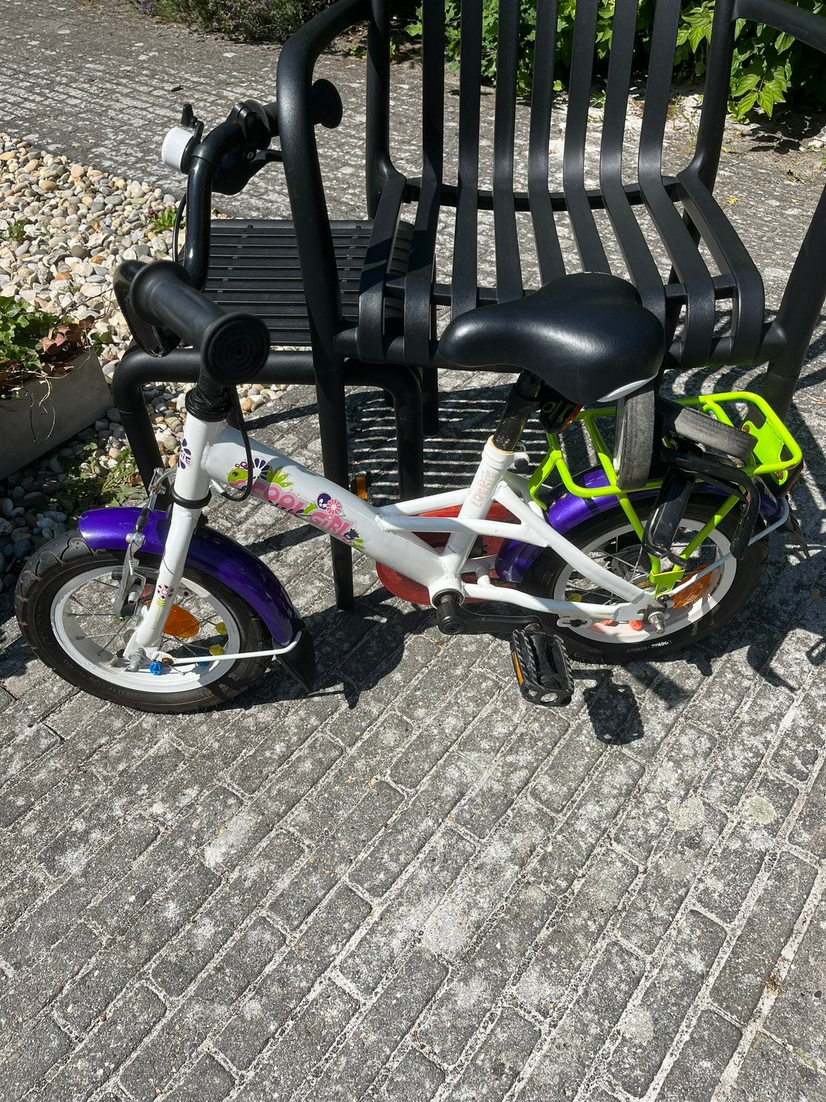 Loekie kinderfiets met zijwielen., Ophalen, Gebruikt, Minder dan 16 inch, Zijwieltjes