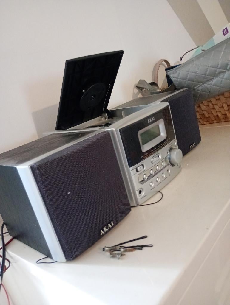 Akai, Audio, Tv en Foto, Stereo-sets, Ophalen, Zo goed als nieuw, Tuner of Radio, Akai