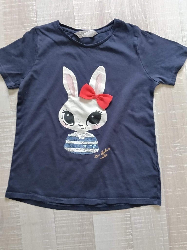 T shirt blauw konijn maat 134 - 140, Meisje, H&M, Ophalen of Verzenden, Zo goed als nieuw