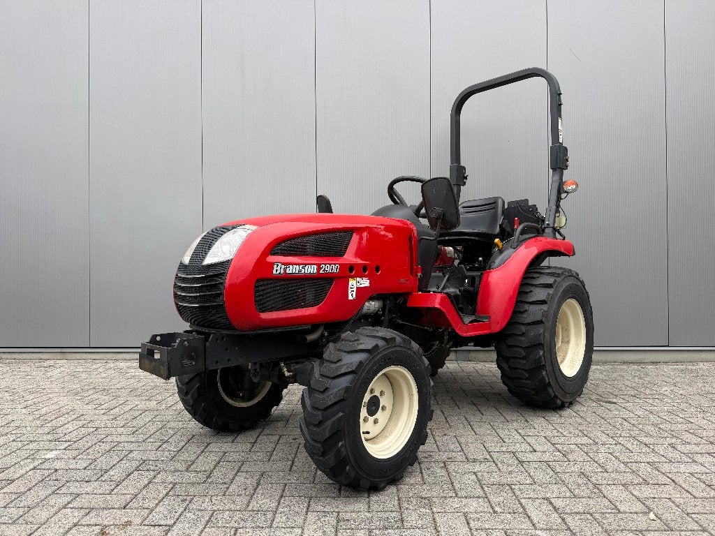 Branson 2900 minitrekker - 29PK - 4WD - Kenteken -  BTW, Zakelijke goederen, Agrarisch | Tractoren, Gebruikt, Tot 2500, Tot 80 Pk