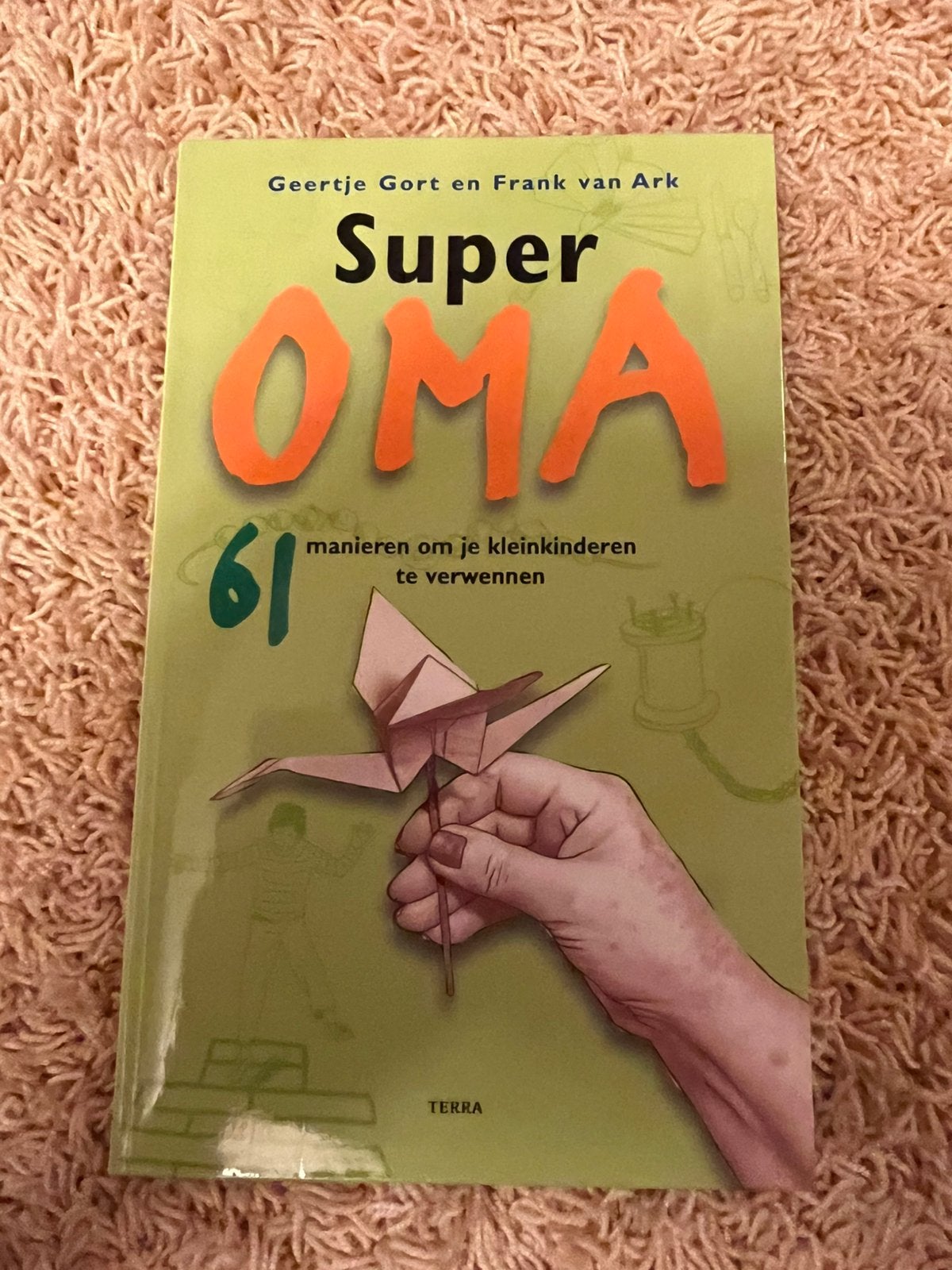 Boek super oma nieuw geertje gort (knutsel ideeen), Ophalen of Verzenden, Nieuw