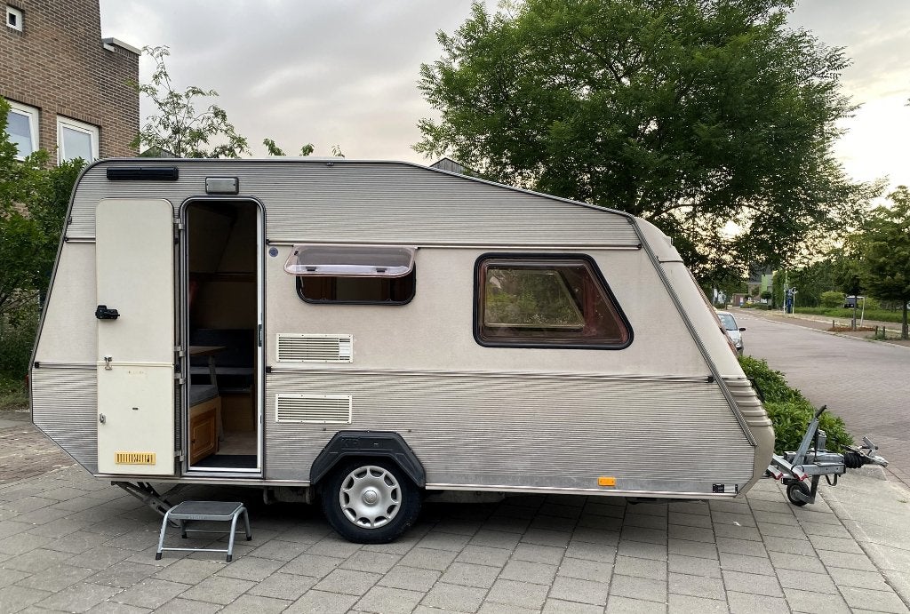 Kip KL40T caravan met stapelbed, Caravans en Kamperen, Caravans, Treinzit, Kachel, Particulier, Tot en met 4