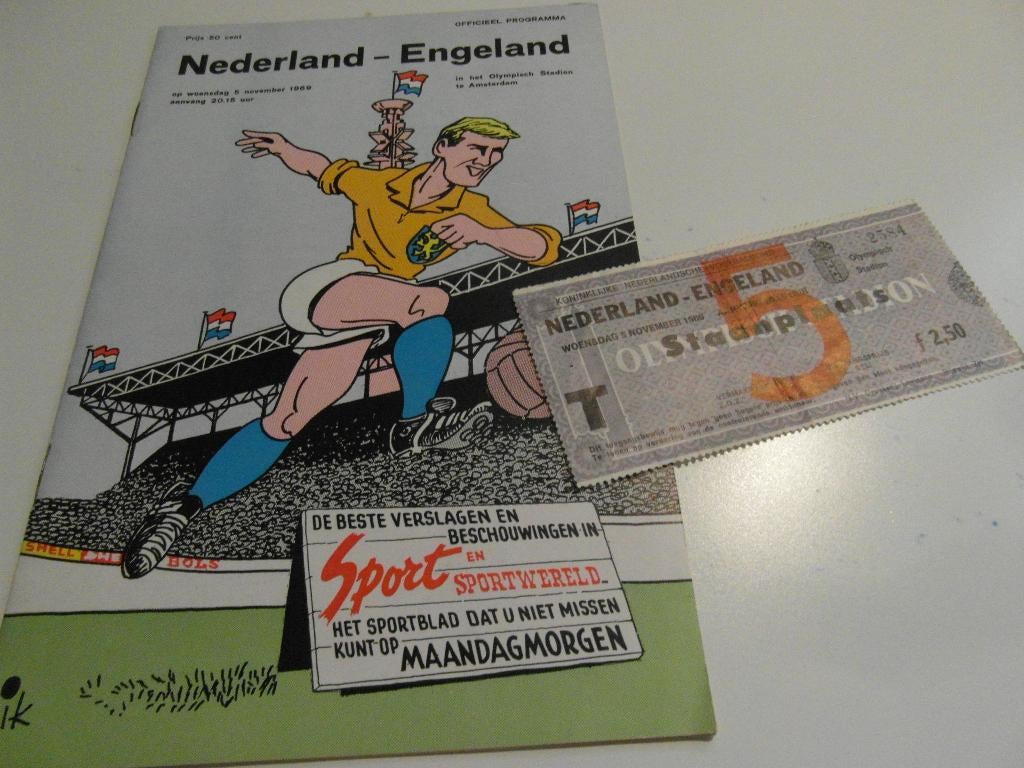 voetbal programma ticket Nederland Engeland 5 nov 1969, Ophalen of Verzenden, Zo goed als nieuw, Overige binnenlandse clubs, Boek of Tijdschrift