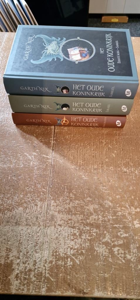 Het Oude Koninkrijk Trilogie - Garth Nix (3 boeken), Boeken, Ophalen of Verzenden, Zo goed als nieuw, Garth Nix