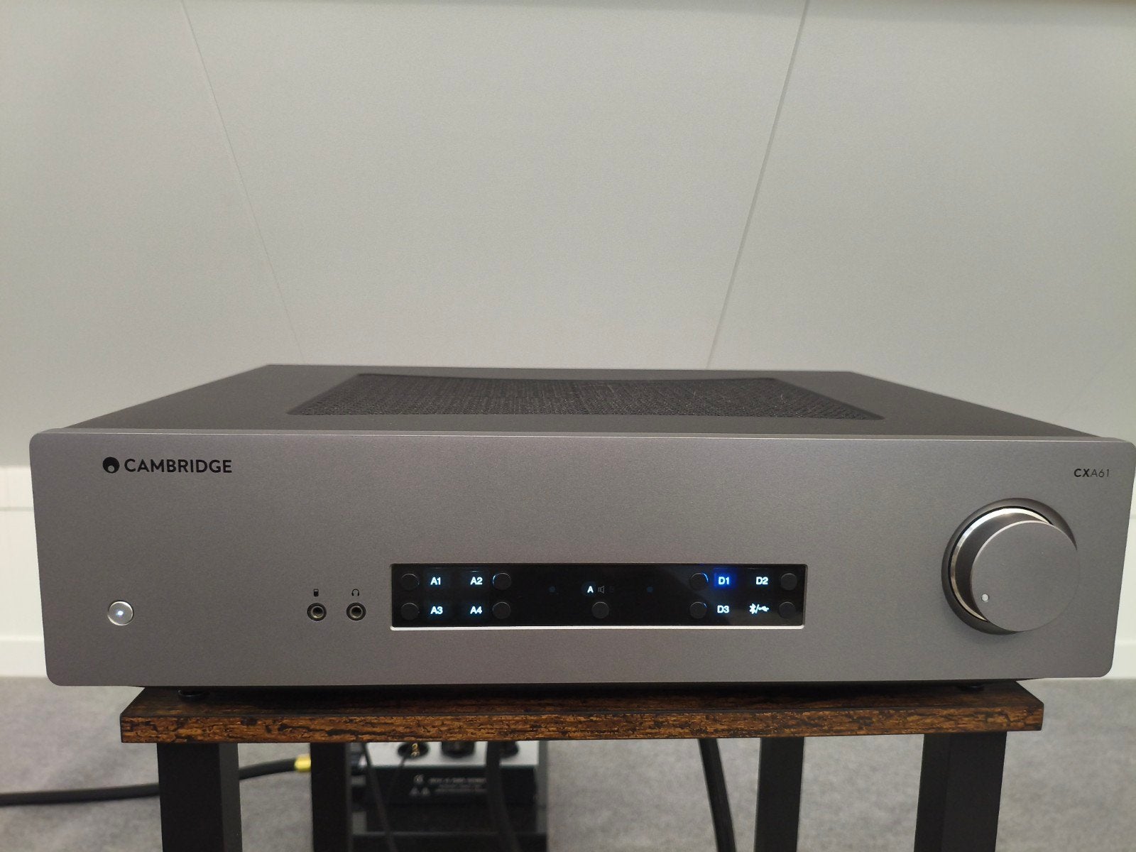Cambridge Audio CXA61, Overige merken, Ophalen of Verzenden, Zo goed als nieuw, 60 tot 120 watt