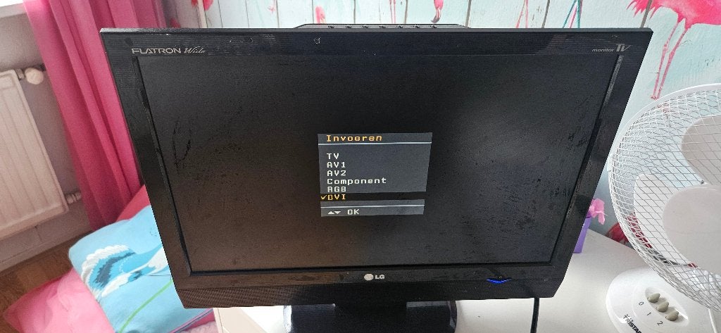 LG LCD TV Flatron M198WA-BZ 19 Inch Scart DVI VGA Monitor, 50 Hz, Ophalen of Verzenden, Zo goed als nieuw, 40 tot 60 cm