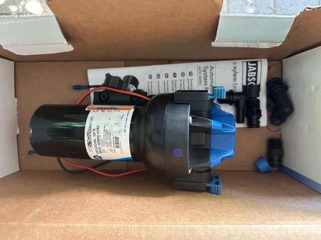 Drinkwater Pomp 12 V, Ophalen of Verzenden, Nieuw, Kombuis en Sanitair, Zeilboot of Motorboot