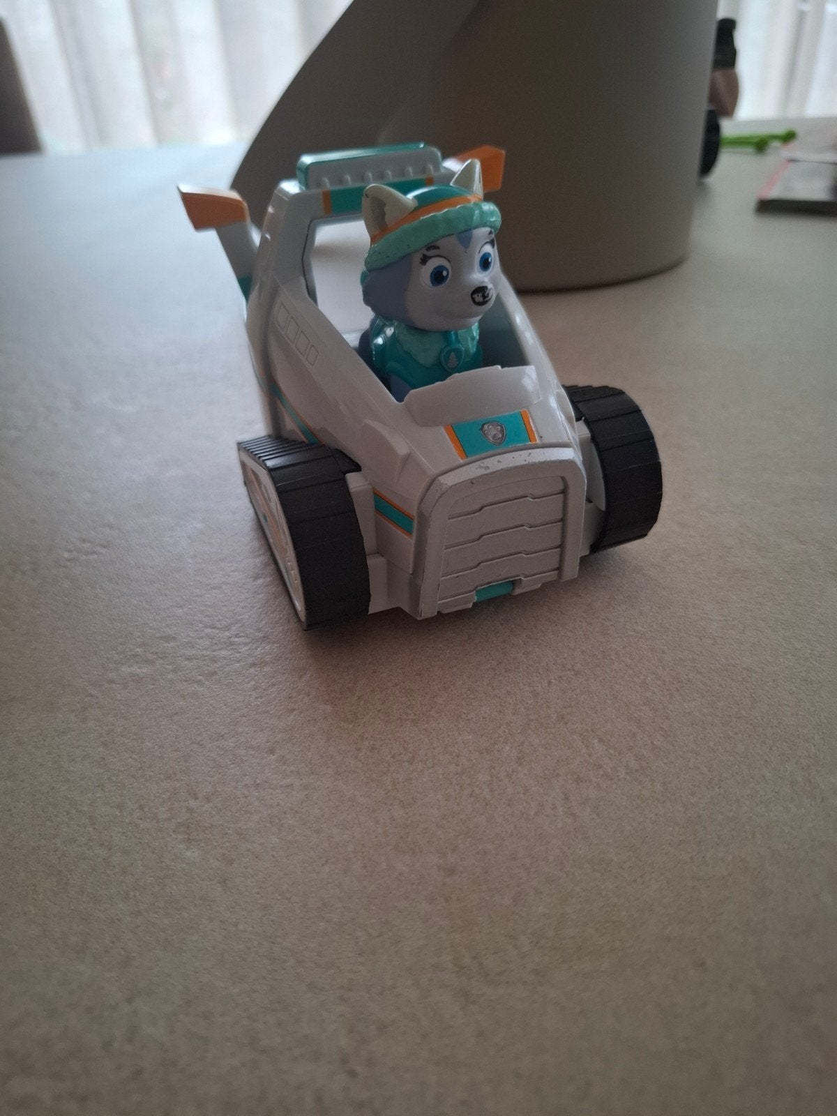 Paw Patrol Everest met voertuig - lichte lakschade, Ophalen of Verzenden, Gebruikt