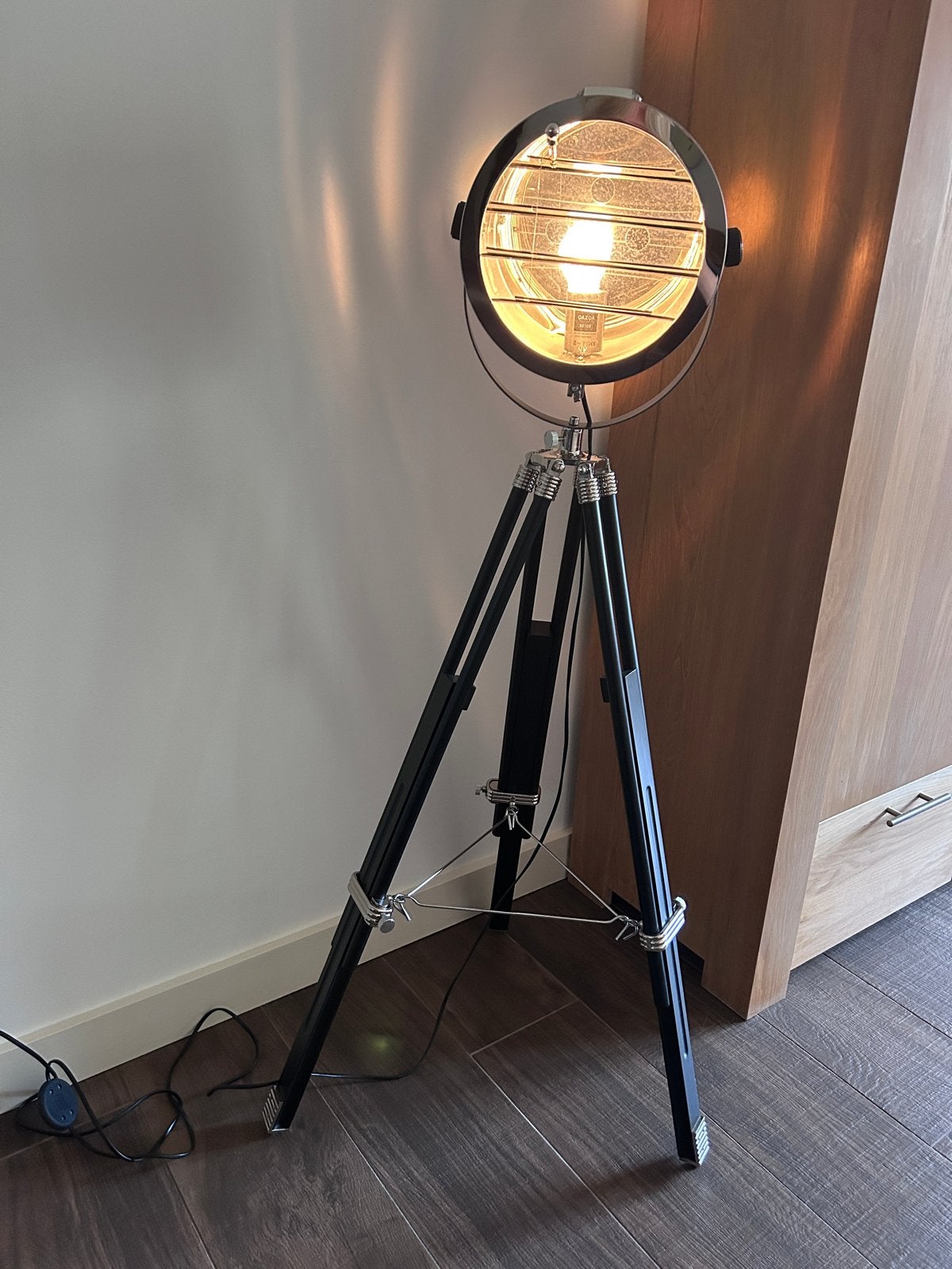 Staande lamp met driepoot - Studio spot design, Ophalen, 100 tot 150 cm, E27 (groot), Zo goed als nieuw