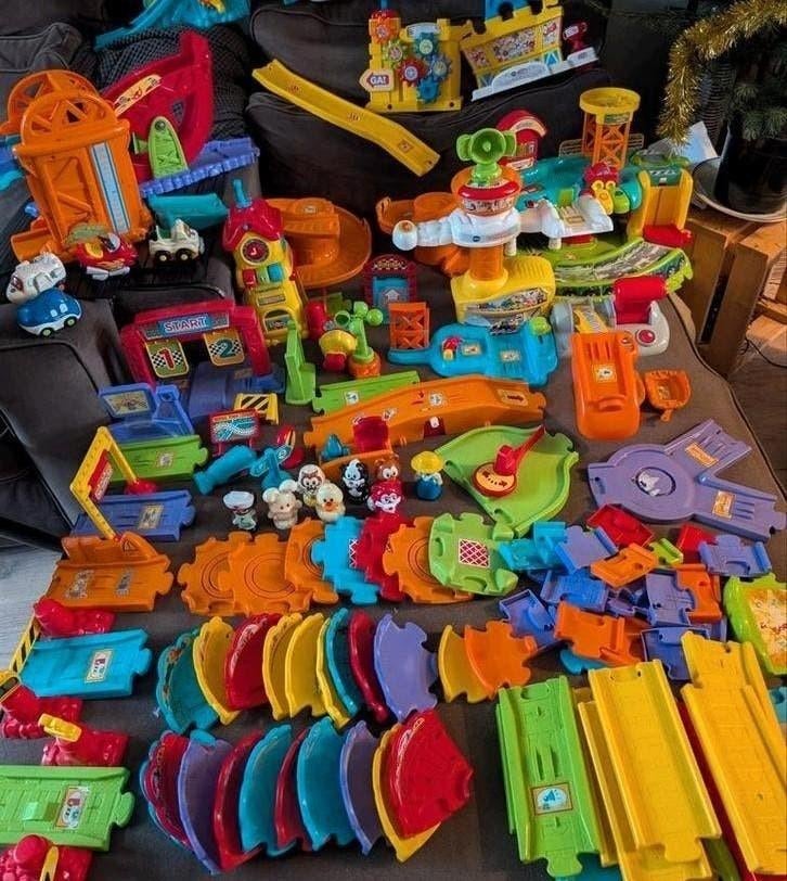 VTech Toet Toet Auto's - 100 stuks - Gebruikt, Kinderen en Baby's, Speelgoed | Overig, Ophalen, Gebruikt, Jongen of Meisje