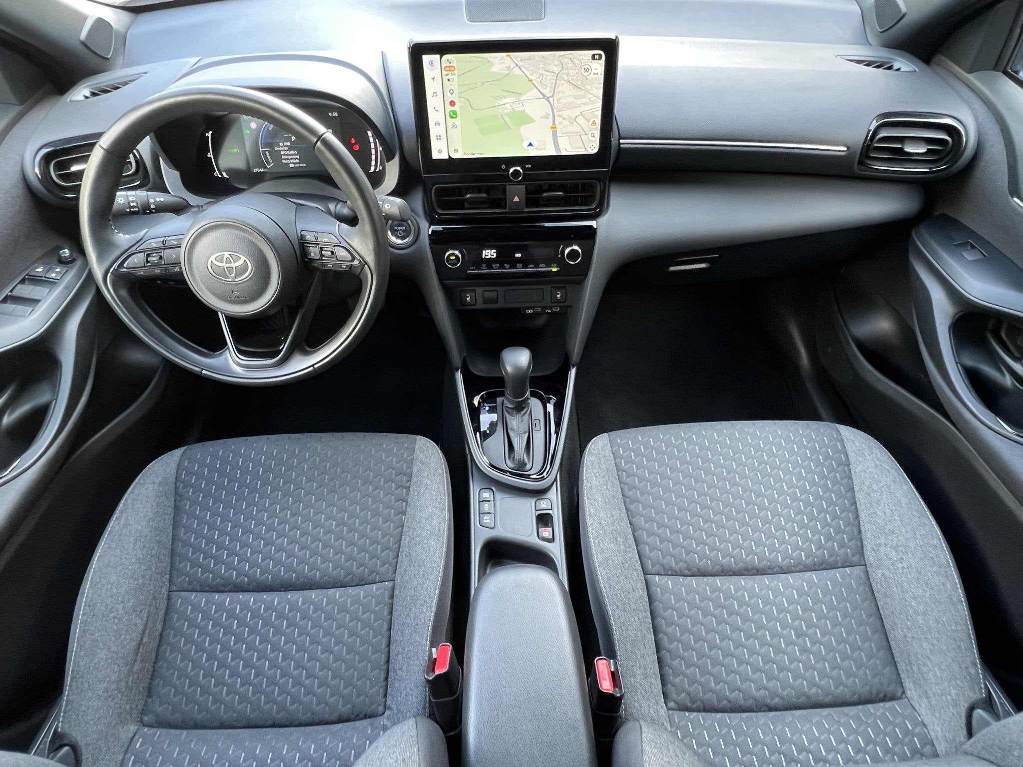 Toyota Yaris Cross 1.5 Hybrid 115 Dynamic / Dealer onderhoud, Auto's, Dealer onderhouden, Stof, Gebruikt, 1165 kg