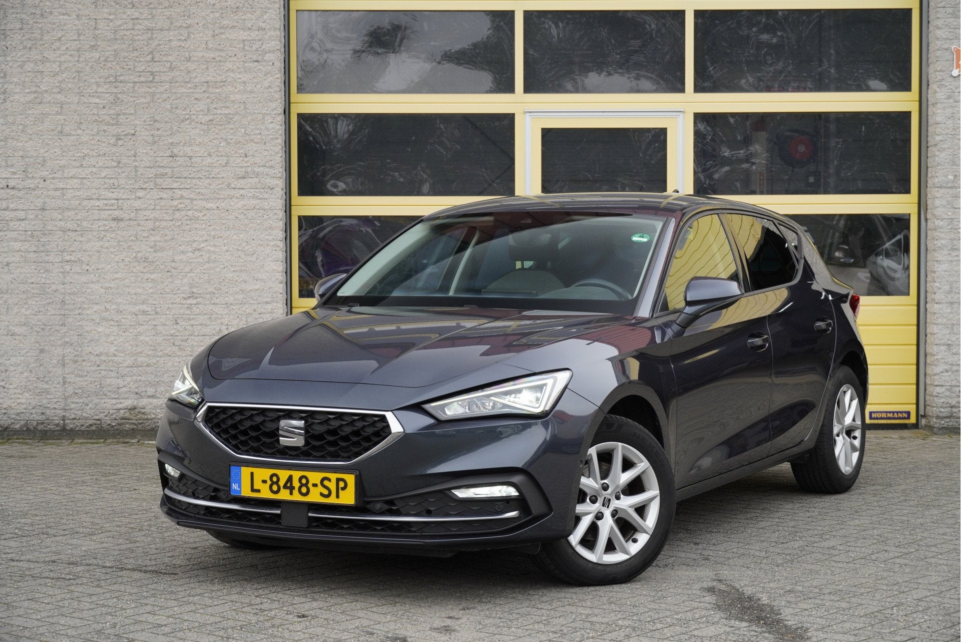 SEAT Leon 1.0 TSI 5drs Style Business Intense BJ2021 Lmv 16", Auto's, Dealer onderhouden, Stof, Gebruikt, Leon