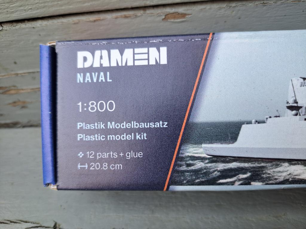 Bouwdoos Damen F 126, Hobby en Vrije tijd, Modelbouw | Boten en Schepen, Ophalen of Verzenden, Nieuw, 1:200 of kleiner