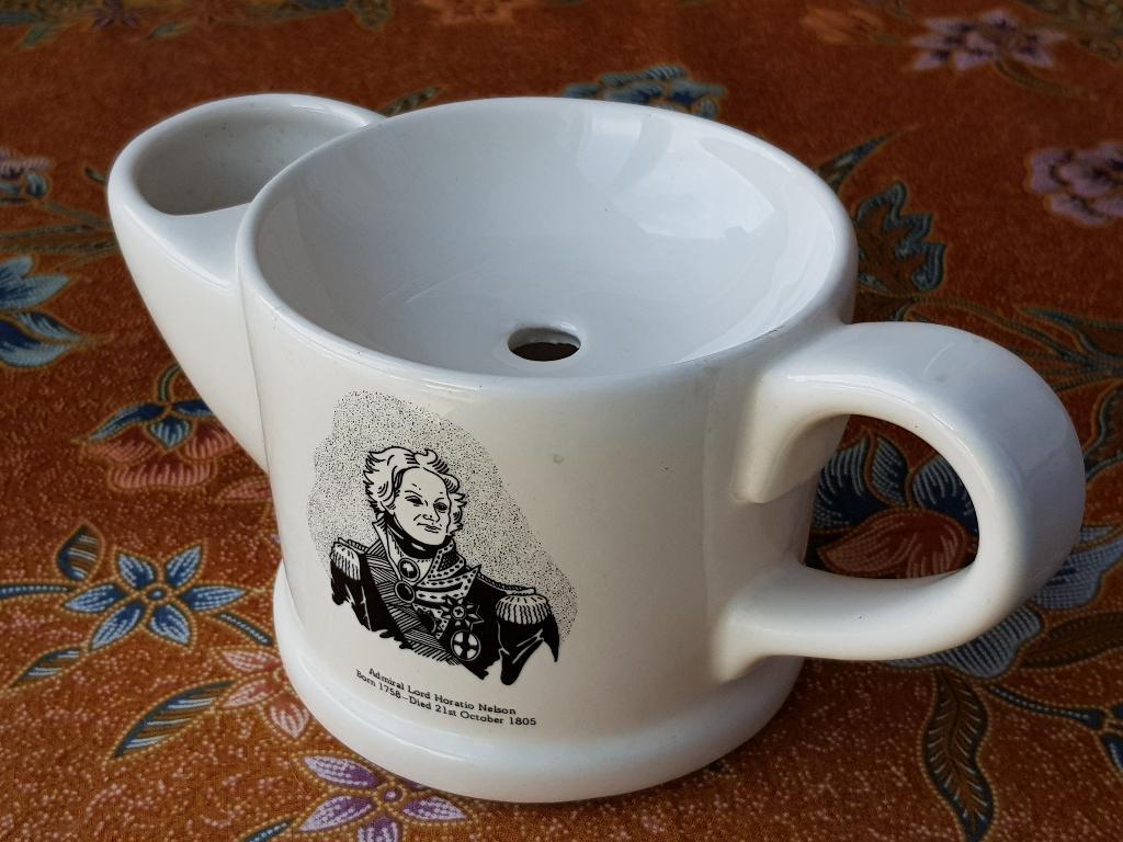 Mooie vintage Wade scheerkom uit Engeland met Lord Nelson., Ophalen of Verzenden