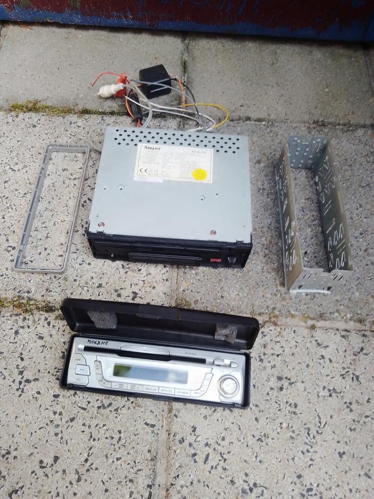 MARQUANT  MCR 633 autoradio,cd, Ophalen of Verzenden