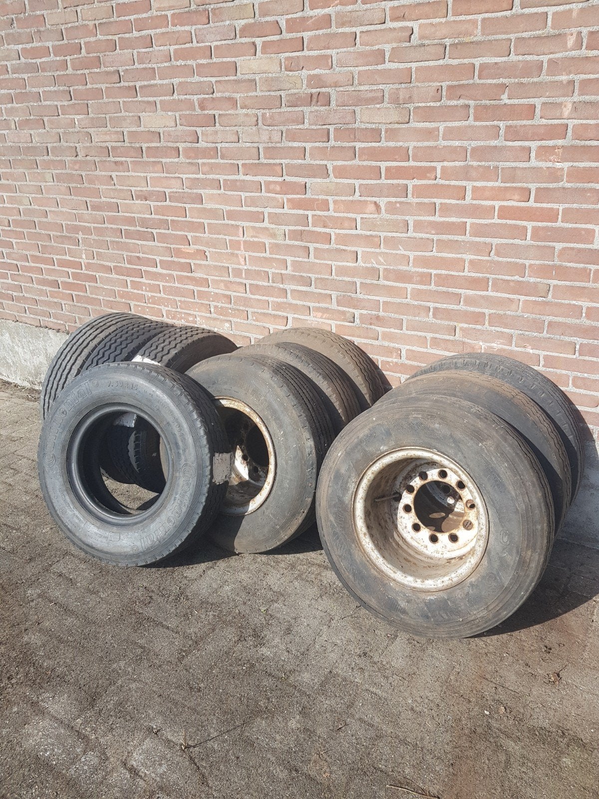 aanhanger/oplegger banden 7.5 x 15, Auto-onderdelen, Ophalen, Overige merken